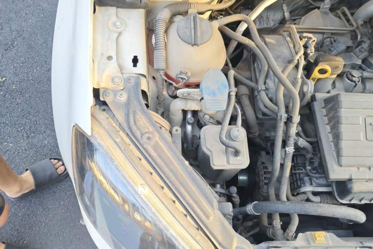 Used Skoda Yeti 2016 1.4TSI DSG Advanced Edition Engine Bay Right