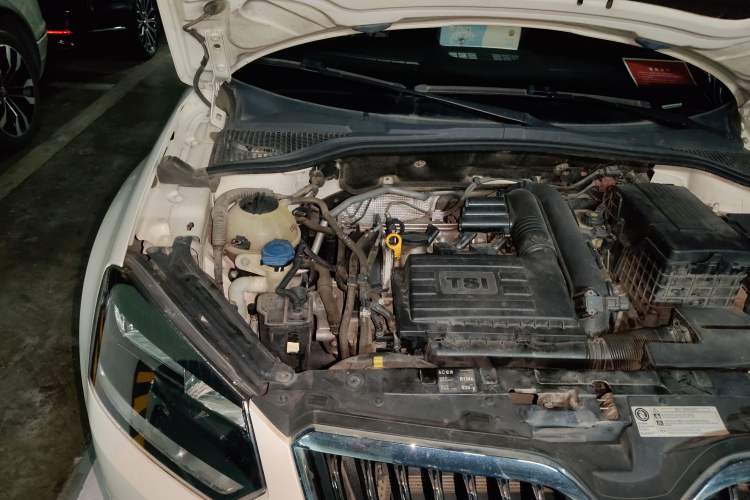 Used Skoda Yeti 2016 1.4TSI DSG Advanced Edition Engine Bay Right