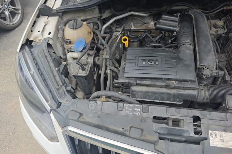 Used Skoda Yeti 2016 1.4TSI DSG Advanced Edition Engine Bay Right