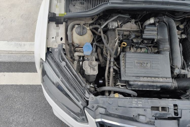 Used Skoda Yeti 2016 1.4TSI DSG Advanced Edition Engine Bay Right