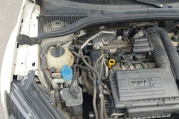 Used Skoda Yeti 2016 1.4TSI DSG Advanced Edition Engine Bay Right