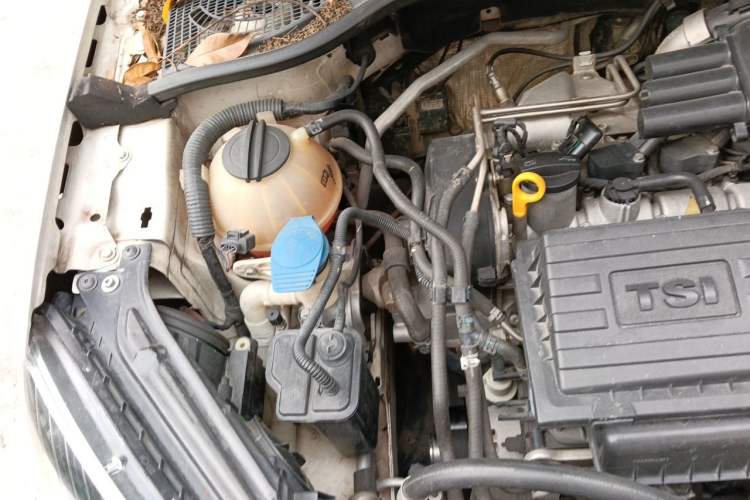Used Skoda Yeti 2016 1.4TSI DSG Advanced Edition Engine Bay Right