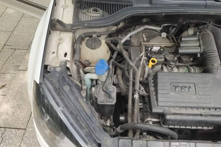 Used Skoda Yeti 2016 1.4TSI DSG Advanced Edition Engine Bay Right
