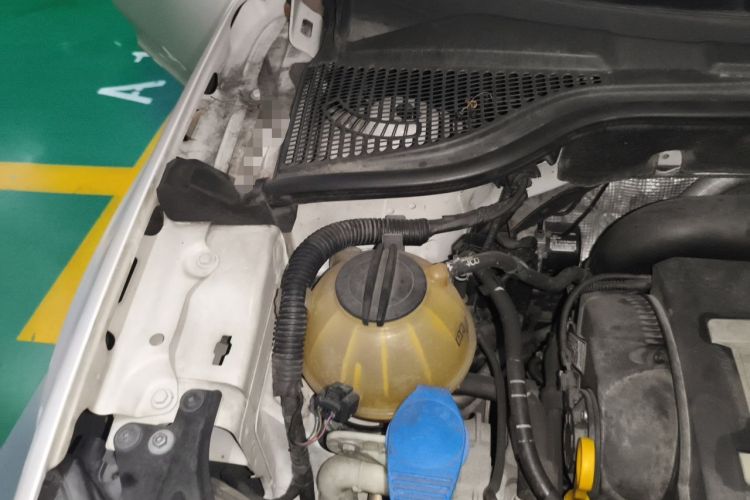 Used Skoda Yeti 2016 1.8TSI DSG Prestige Edition Engine Bay Right