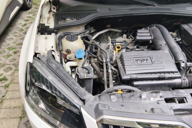 Used Skoda Yeti 2016 1.4TSI DSG Advanced Edition Engine Bay Right