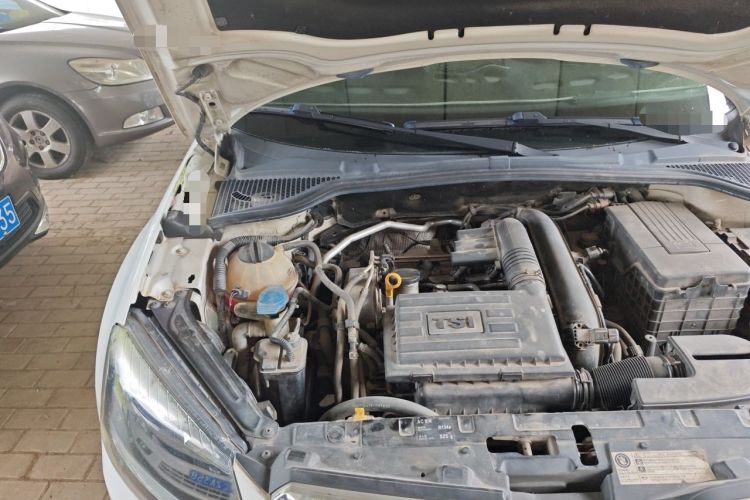 Used Skoda Yeti 2016 1.4TSI DSG Advanced Edition Engine Bay Right