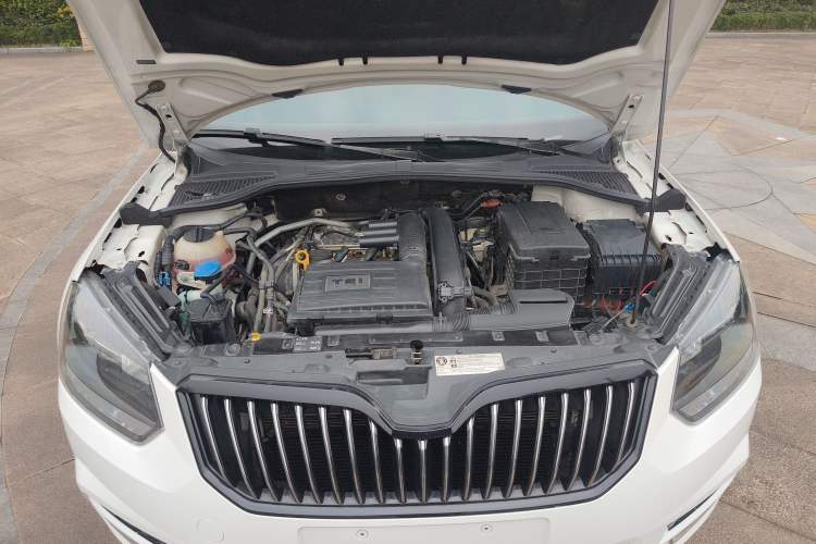 Used Skoda Yeti 2016 1.4TSI DSG Style Edition Engine Bay