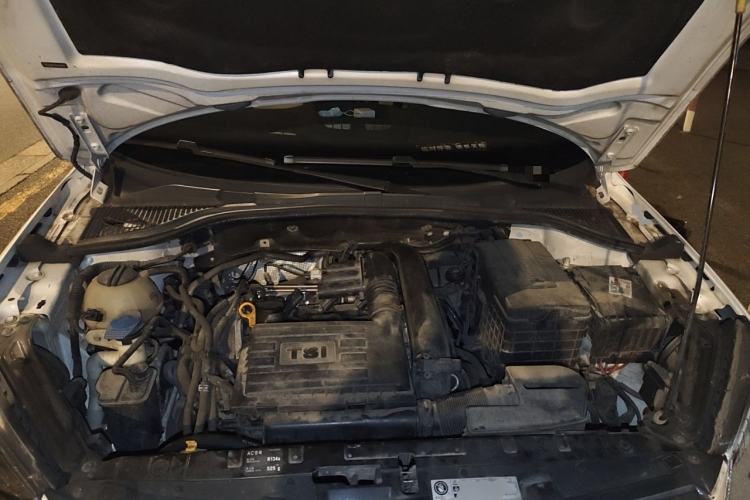 Used Skoda Yeti 2016 1.4TSI DSG Advanced Edition Engine Bay