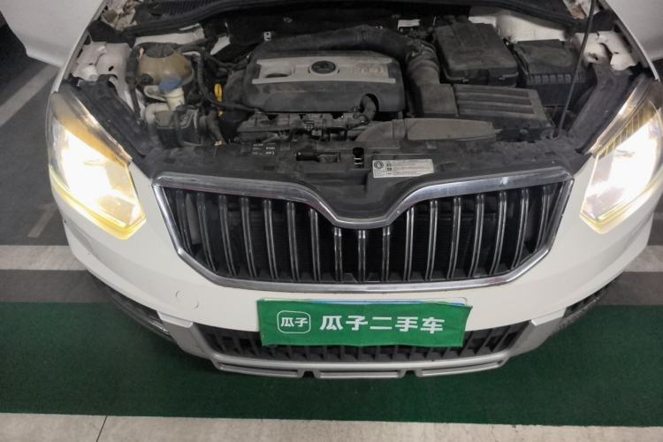 Used Skoda Yeti 2016 1.8TSI DSG Prestige Edition Engine Bay