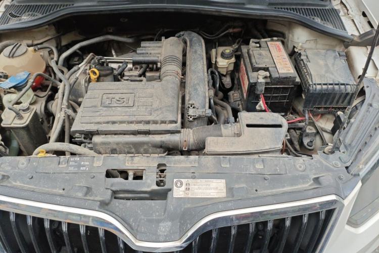 Used Skoda Yeti 2016 1.4TSI Manual Entry-Level Model Engine Bay