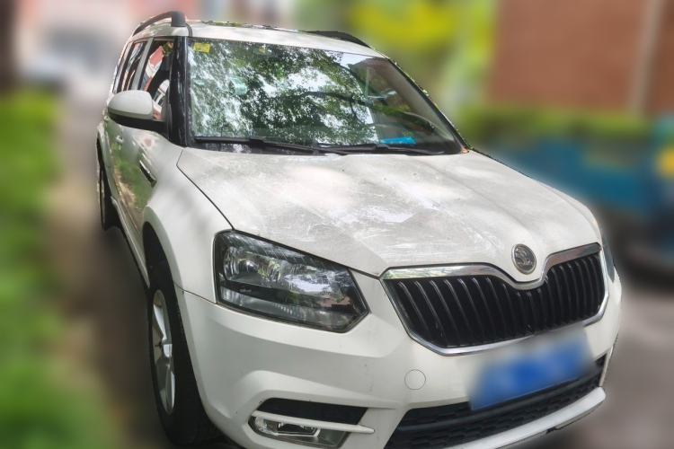 Used Skoda Yeti 2016 1.4TSI DSG Advanced Edition Front Right 45 Deg