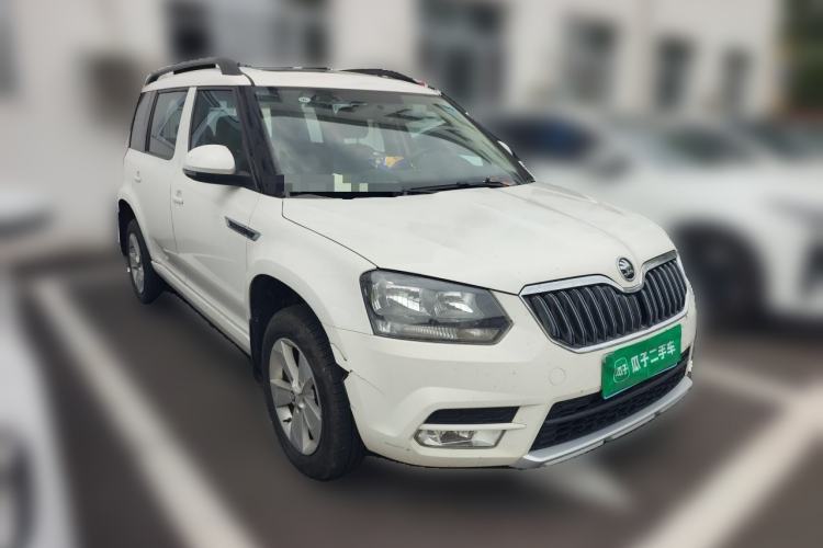 Used Skoda Yeti 2016 1.4TSI DSG Advanced Edition Front Right 45 Deg