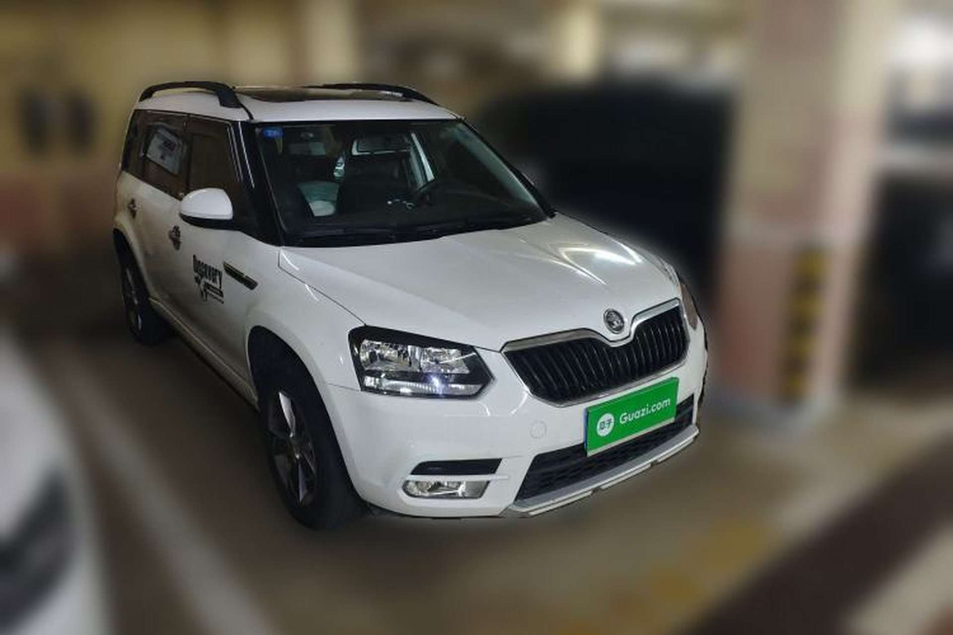 Used Skoda Yeti 2016 1.4TSI DSG Advanced Edition Front Right 45 Deg