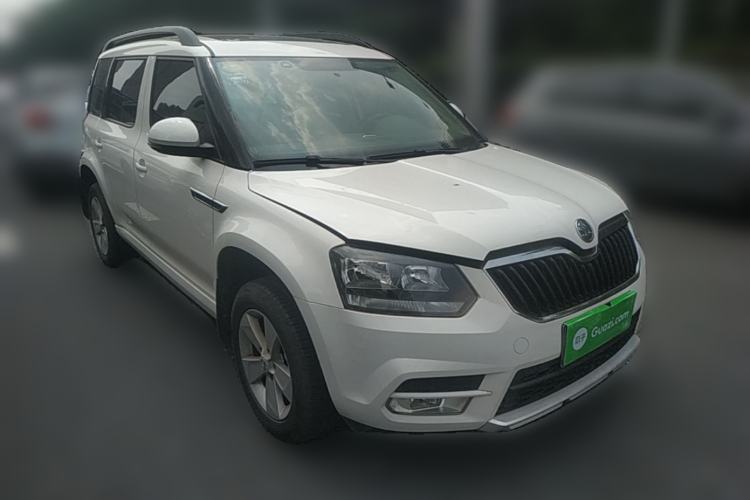 Used Skoda Yeti 2016 1.4TSI Manual Entry-Level Model Front Right 45 Deg