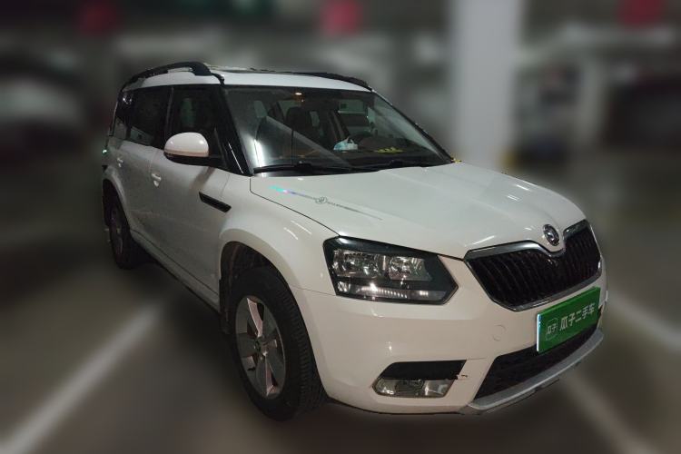 Used Skoda Yeti 2016 1.4TSI DSG Advanced Edition Front Right 45 Deg