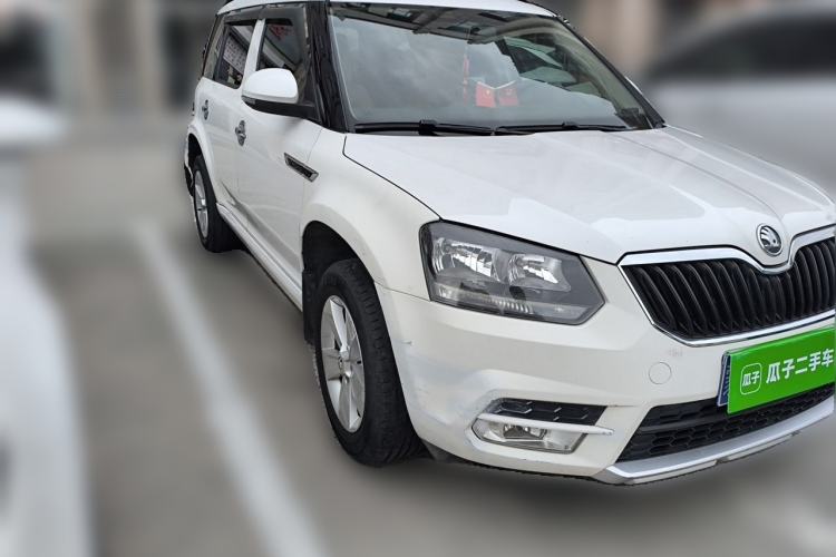 Used Skoda Yeti 2016 1.4TSI DSG Advanced Edition Front Right 45 Deg