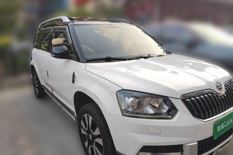 Used Skoda Yeti 2016 1.4TSI DSG Prestige Edition Front Right 45 Deg