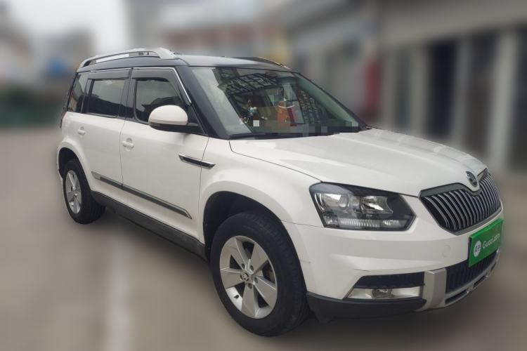 Used Skoda Yeti 2016 1.4TSI DSG Advanced Edition Front Right 45 Deg