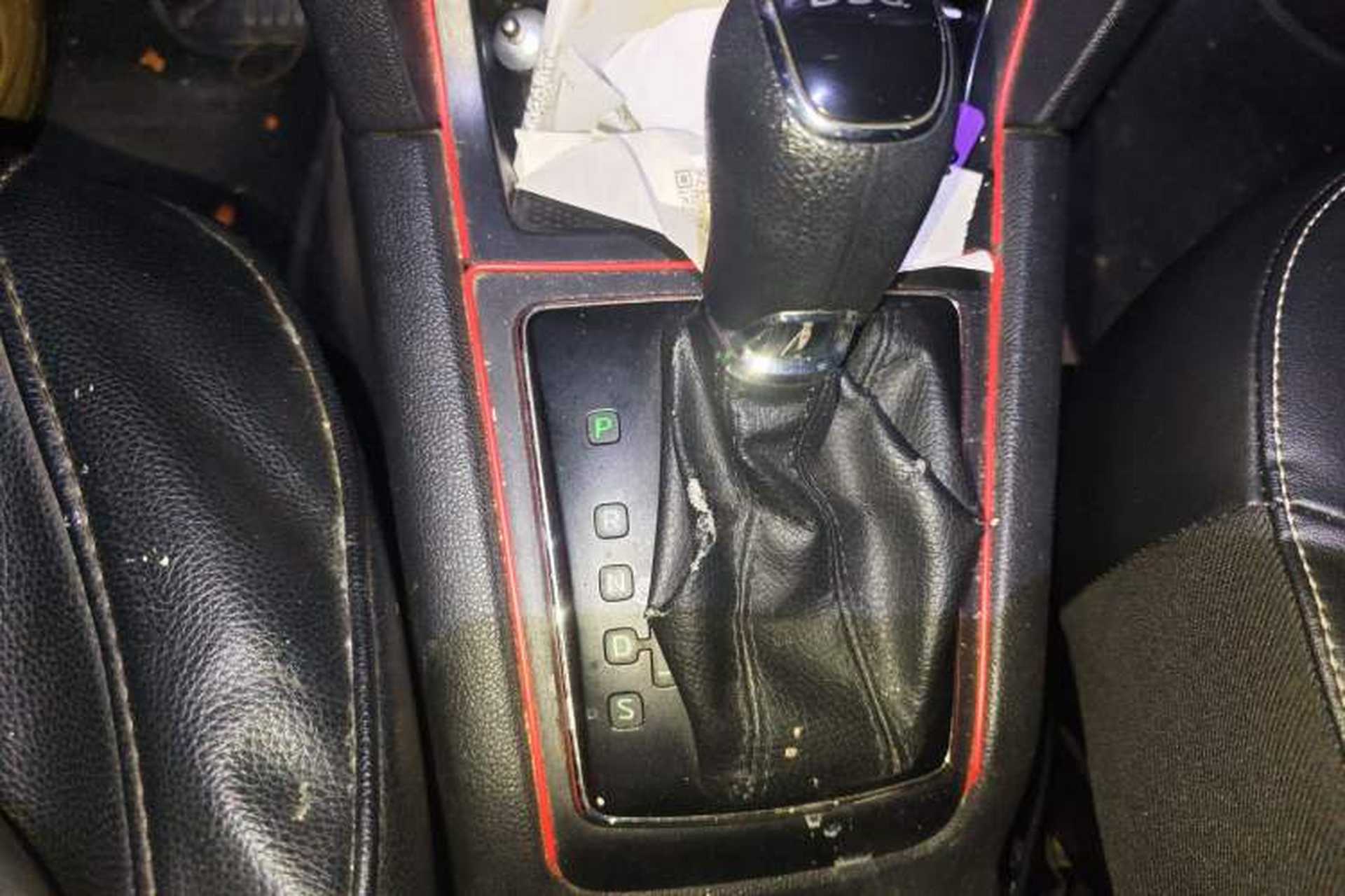 Used Skoda Yeti 2016 1.4TSI DSG Advanced Edition Gear Lever