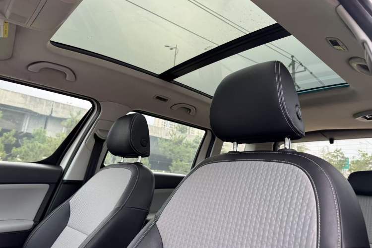 Used Skoda Yeti 2016 1.4TSI DSG Advanced Edition Headliner