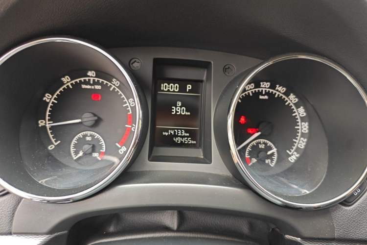 Used Skoda Yeti 2016 1.4TSI DSG Advanced Edition Instrument Cluster