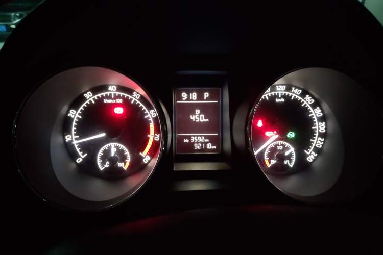 Used Skoda Yeti 2016 1.4TSI DSG Advanced Edition Instrument Cluster