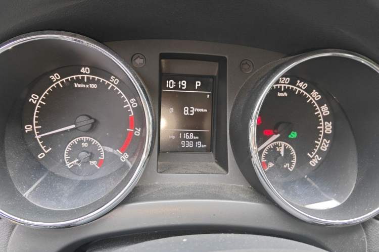 Used Skoda Yeti 2016 1.4TSI DSG Advanced Edition Instrument Cluster