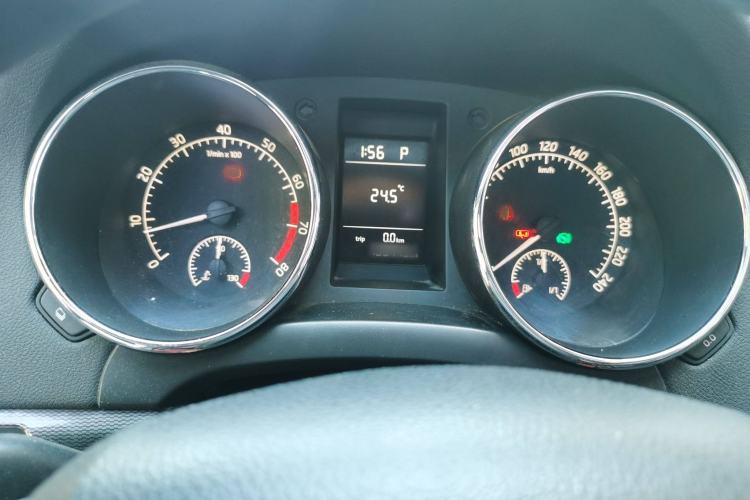 Used Skoda Yeti 2016 1.4TSI DSG Advanced Edition Instrument Cluster