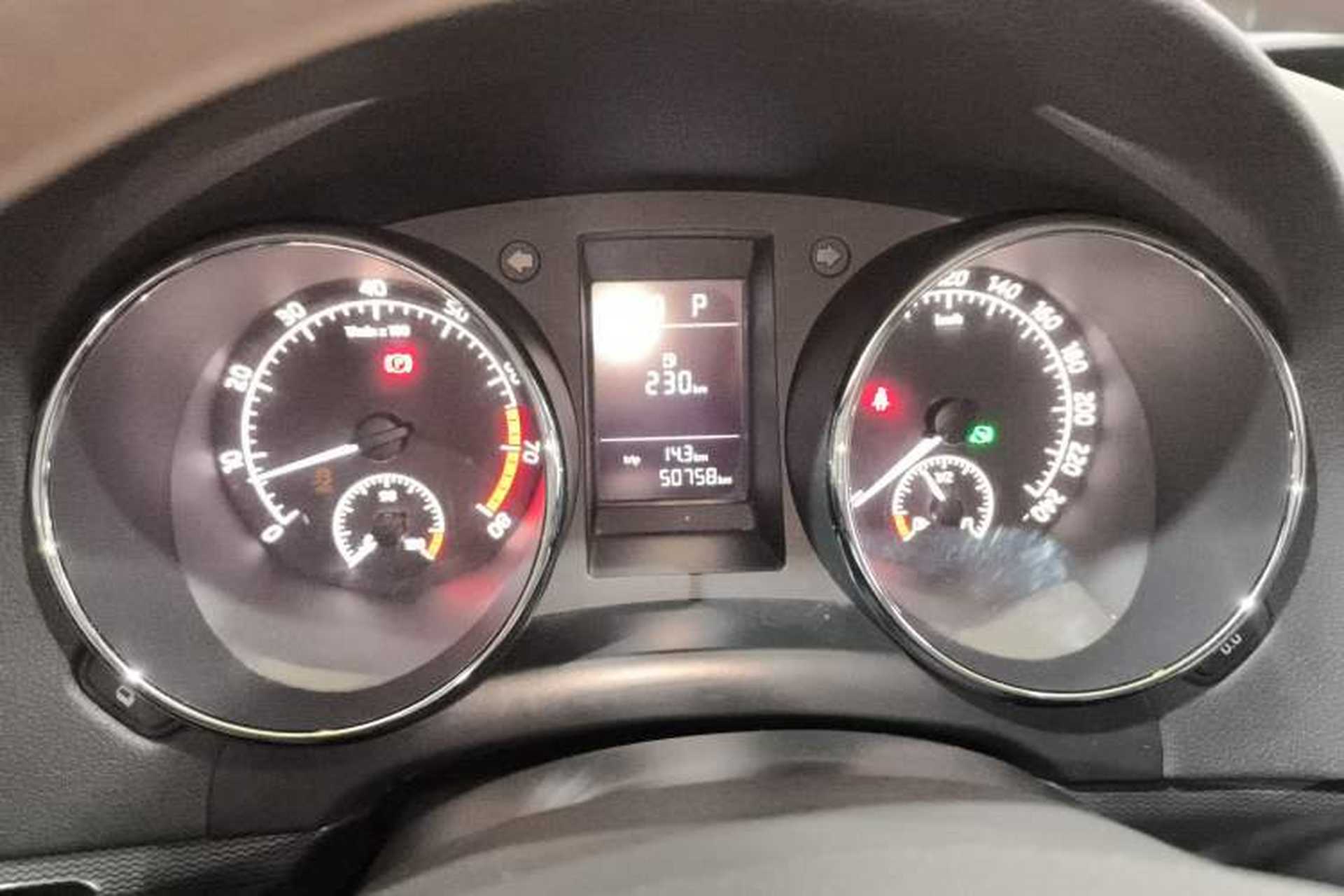 Used Skoda Yeti 2016 1.4TSI DSG Advanced Edition Instrument Cluster