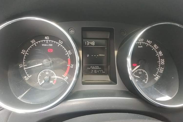 Used Skoda Yeti 2016 1.4TSI Manual Entry-Level Model Instrument Cluster