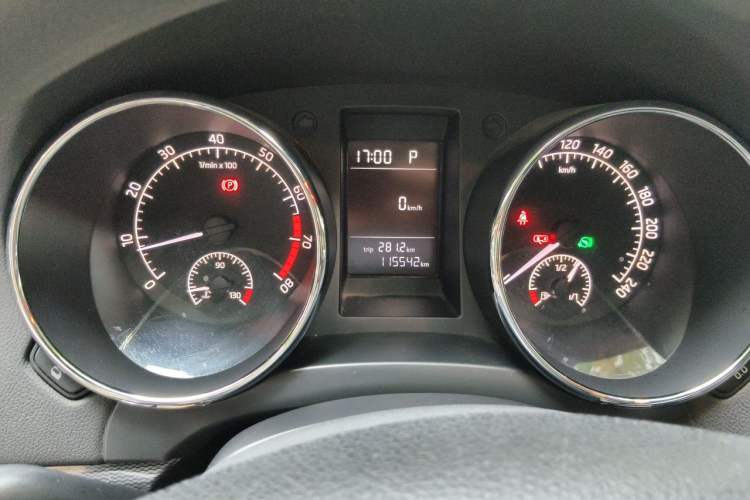Used Skoda Yeti 2016 1.4TSI DSG Advanced Edition Instrument Cluster