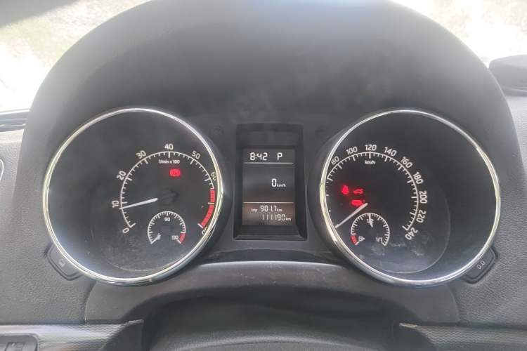 Used Skoda Yeti 2016 1.4TSI DSG Advanced Edition Instrument Cluster