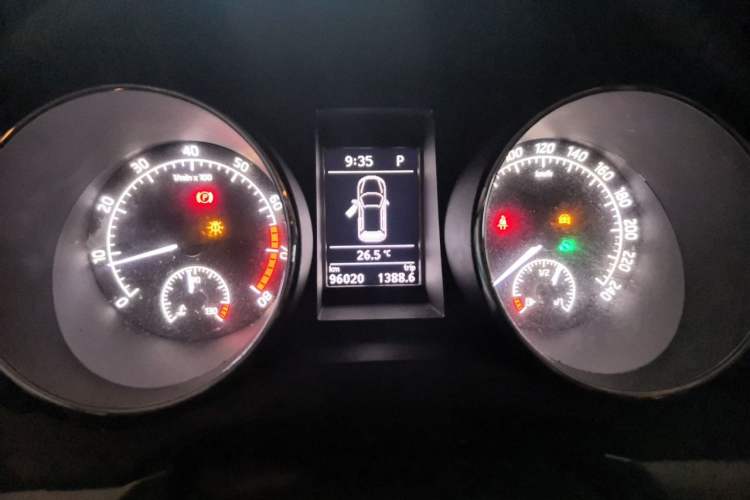 Used Skoda Yeti 2016 1.8TSI DSG Prestige Edition Instrument Cluster