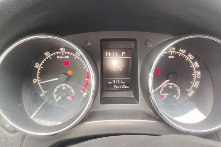 Used Skoda Yeti 2016 1.4TSI DSG Advanced Edition Instrument Cluster