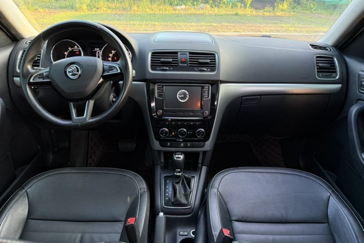 Used Skoda Yeti 2016 1.8TSI DSG Prestige Edition Interior 1