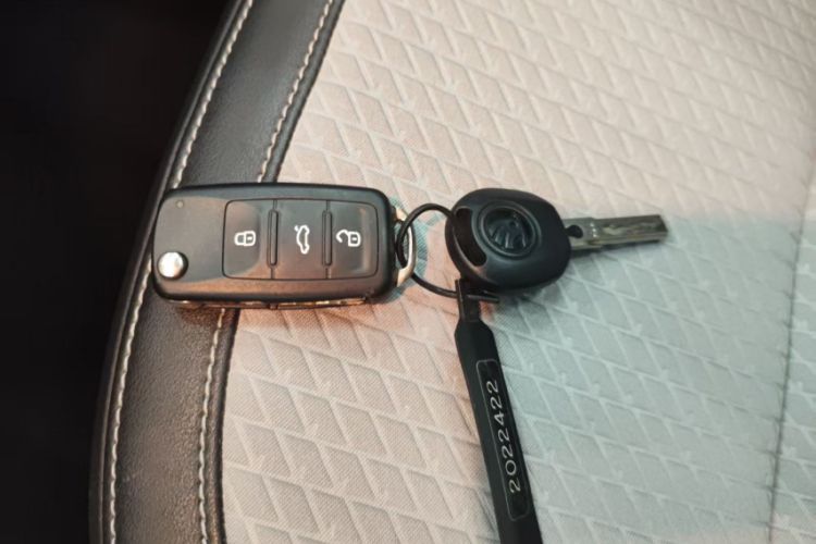 Used Skoda Yeti 2016 1.4TSI DSG Advanced Edition Interior 2