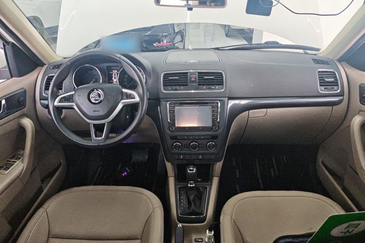 Used Skoda Yeti 2016 1.4TSI DSG Style Edition Interior 2