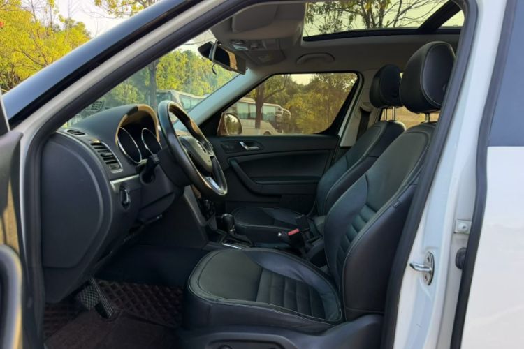 Used Skoda Yeti 2016 1.8TSI DSG Prestige Edition Interior 2