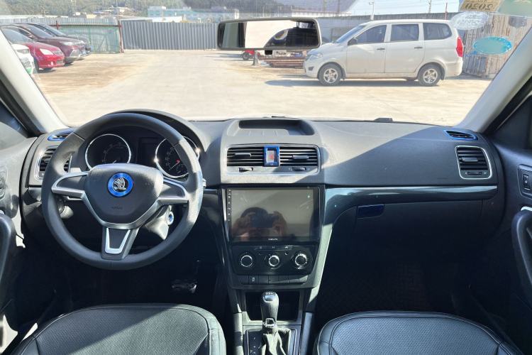 Used Skoda Yeti 2016 1.4TSI DSG Advanced Edition Interior 2