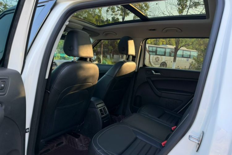 Used Skoda Yeti 2016 1.8TSI DSG Prestige Edition Interior 3