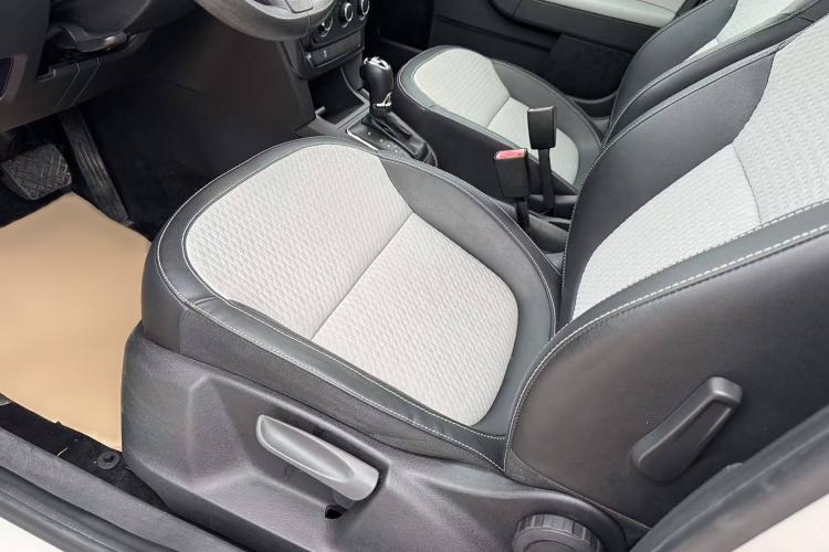 Used Skoda Yeti 2016 1.4TSI DSG Advanced Edition Interior 5