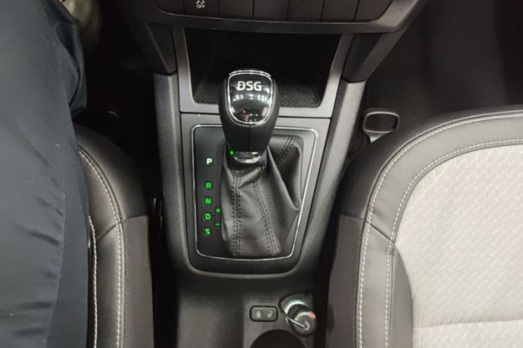 Used Skoda Yeti 2016 1.4TSI DSG Advanced Edition Interior 6