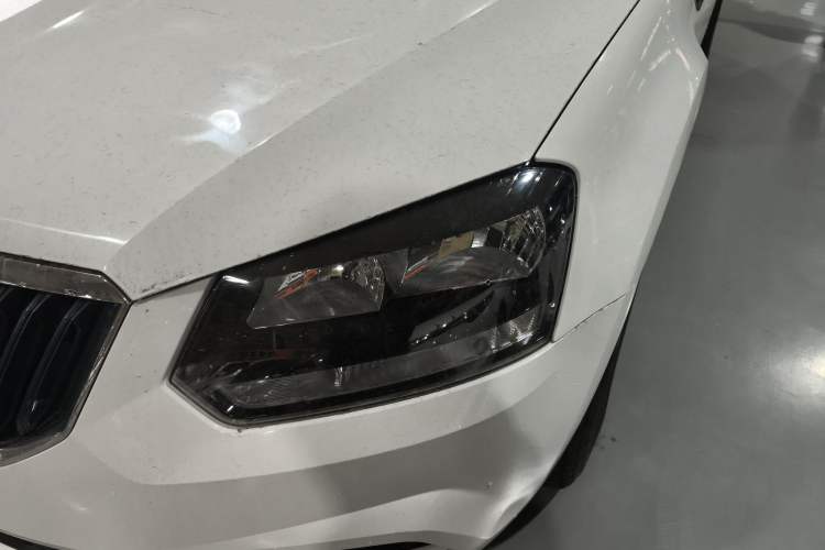 Used Skoda Yeti 2016 1.4TSI DSG Advanced Edition Left Front Headlight