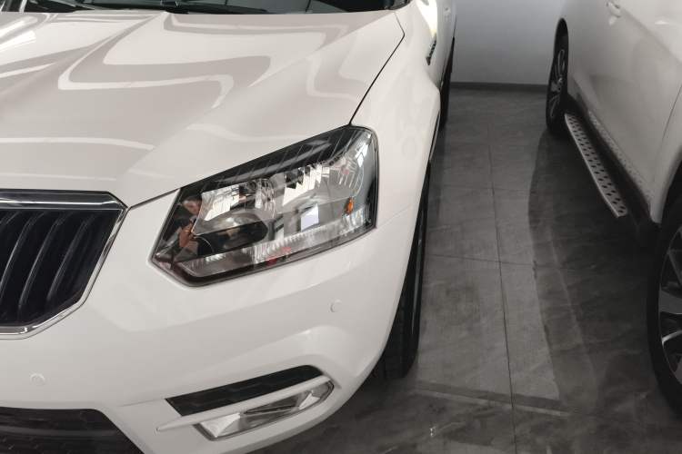 Used Skoda Yeti 2016 1.4TSI DSG Advanced Edition Left Front Headlight