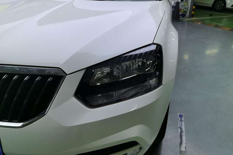 Used Skoda Yeti 2016 1.4TSI DSG Advanced Edition Left Front Headlight