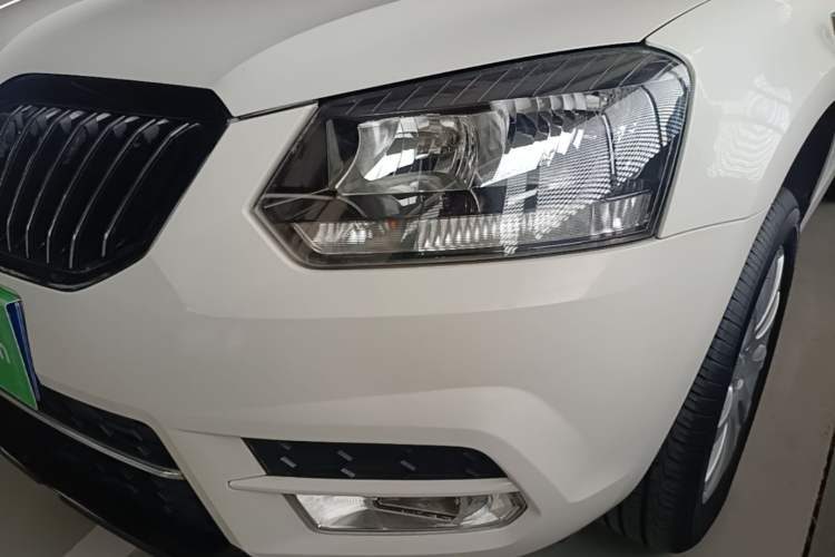 Used Skoda Yeti 2016 1.4TSI DSG Style Edition Left Front Headlight