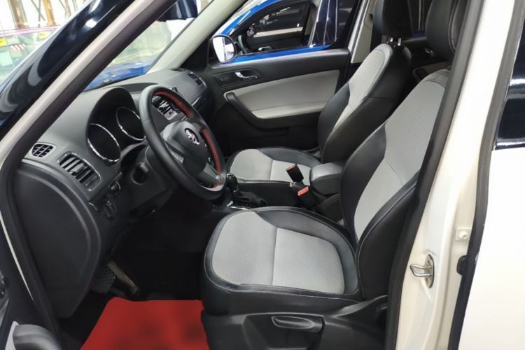 Used Skoda Yeti 2016 1.4TSI DSG Advanced Edition Left Front Seat