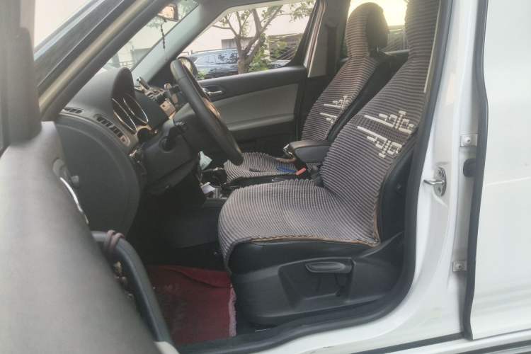Used Skoda Yeti 2016 1.4TSI DSG Advanced Edition Left Front Seat