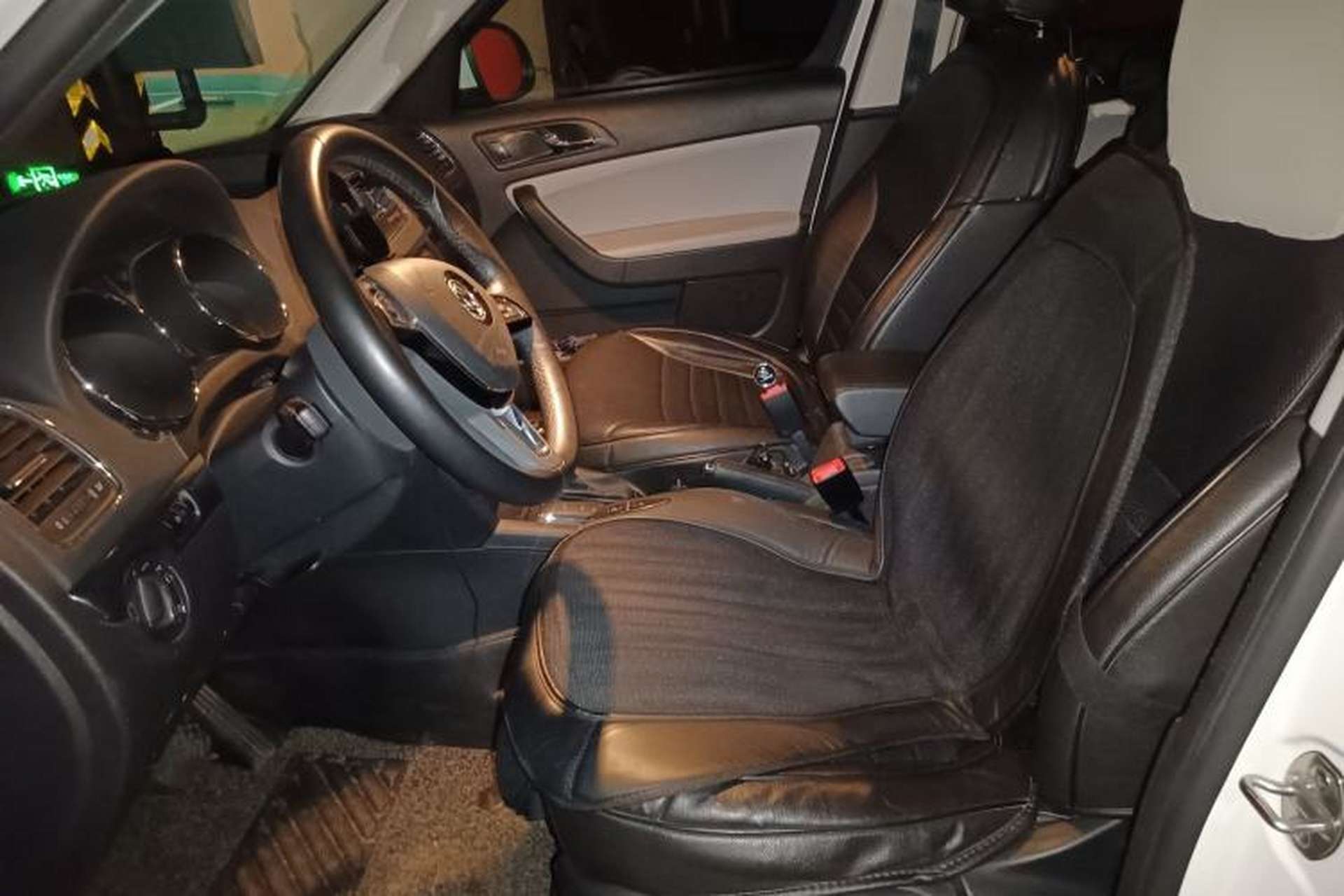 Used Skoda Yeti 2016 1.4TSI DSG Advanced Edition Left Front Seat