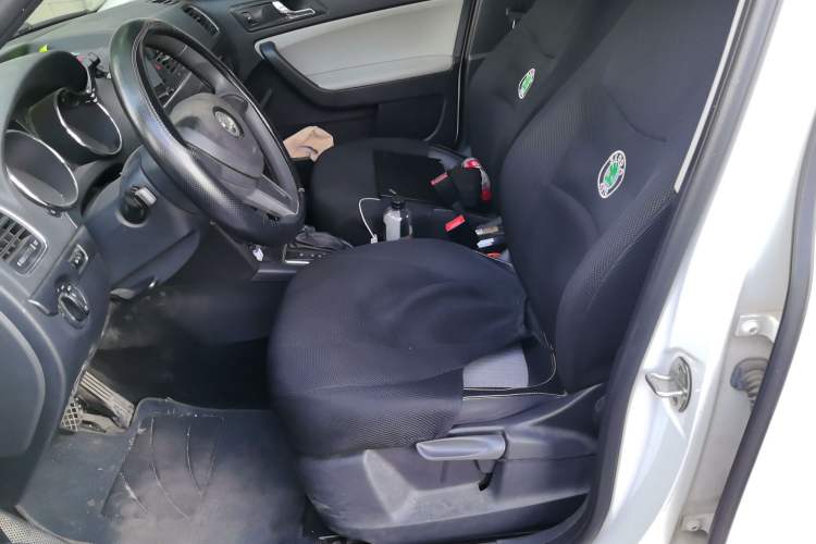 Used Skoda Yeti 2016 1.4TSI DSG Advanced Edition Left Front Seat